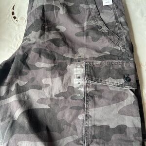 Trendy Gray Camouflage shorts